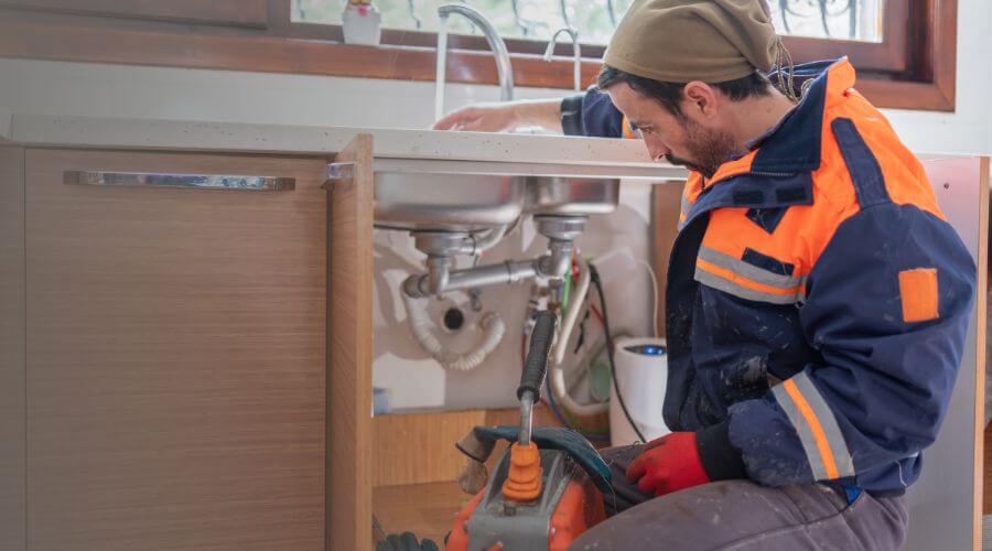 Local tankless water heater installation in Holt, MO
